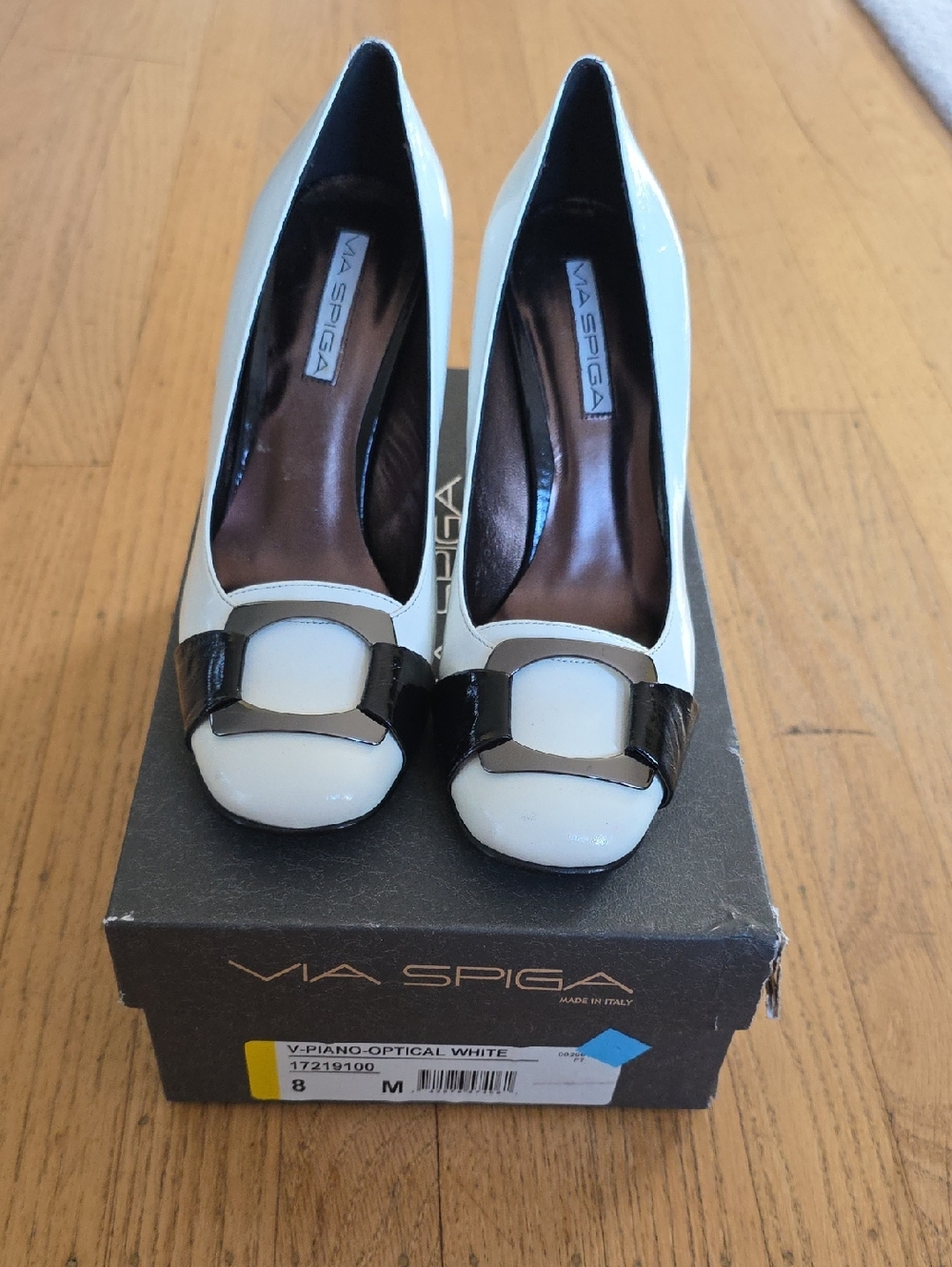 Via Spiga White Patent Leather Buckle Pumps with Black Accent